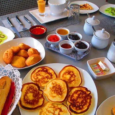 Du Bed & Breakfast Neyron